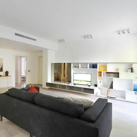 Procida Luxury By Halldis Apartment Milan